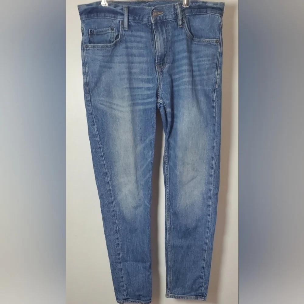 Old Navy Men's Straight Blue Jeans